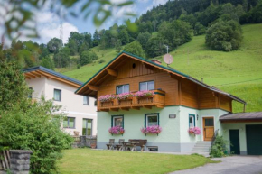 Отель Ferienhaus Evi  Шладминг